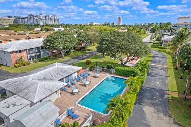 10 SE 13th Street C3, Boca Raton, FL 33432