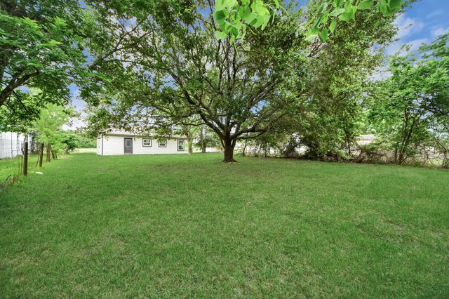 411 S Pine Road, Texas City, TX 77591