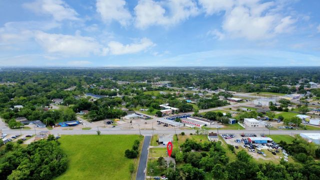 411 S Pine Road, Texas City, TX 77591
