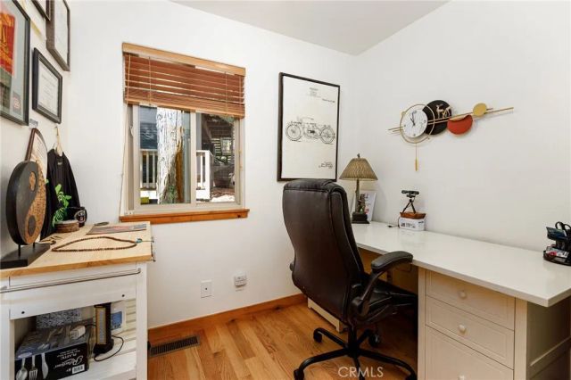 180 Grass Valley Road 33, Lake Arrowhead, CA 92352
