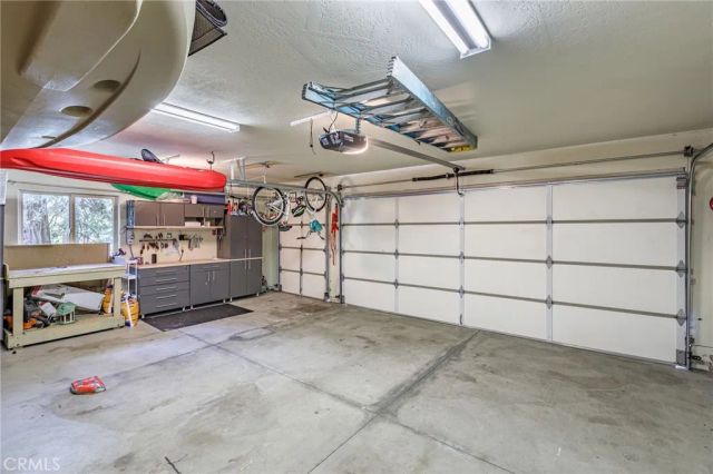 180 Grass Valley Road 33, Lake Arrowhead, CA 92352