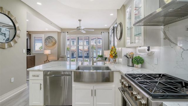 235 COCOANUT AVENUE 106-B, Sarasota, FL 34236