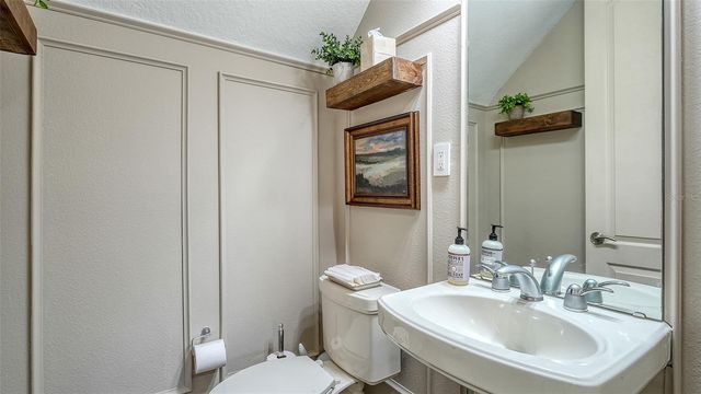 235 COCOANUT AVENUE 106-B, Sarasota, FL 34236