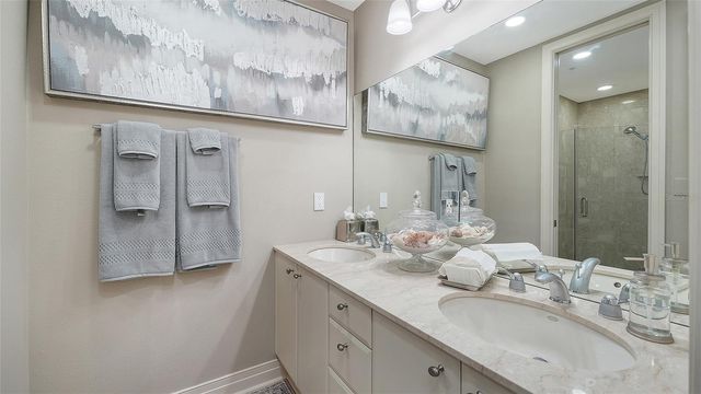 235 COCOANUT AVENUE 106-B, Sarasota, FL 34236