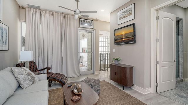 235 COCOANUT AVENUE 106-B, Sarasota, FL 34236