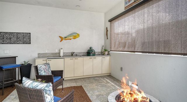 235 COCOANUT AVENUE 106-B, Sarasota, FL 34236