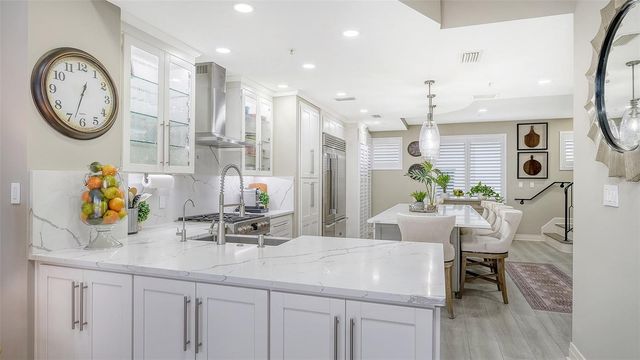 235 COCOANUT AVENUE 106-B, Sarasota, FL 34236