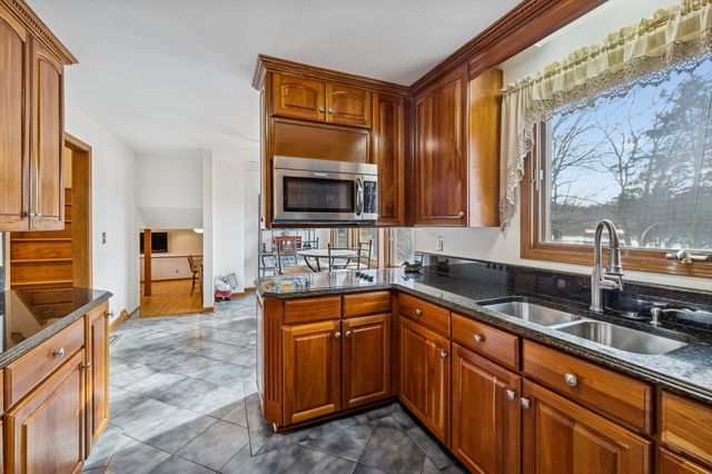 1795 Needmore Rd, Old Hickory, TN 37138