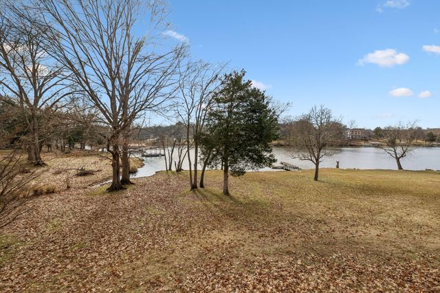 1795 Needmore Rd, Old Hickory, TN 37138