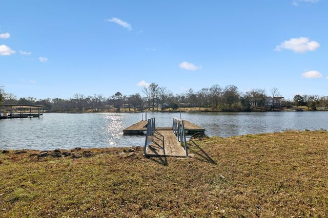 1795 Needmore Rd, Old Hickory, TN 37138