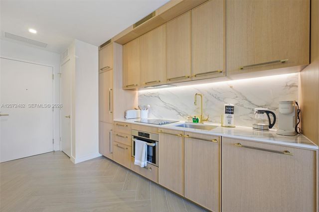 2700 NW 2nd Avenue 201, Miami, FL 33127