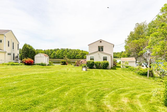 131 Spur Road, Dover, NH 03820