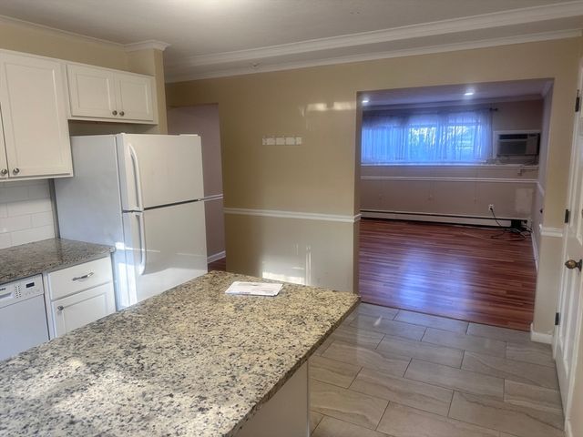 7 Endicott 2, Norwood, MA 02062