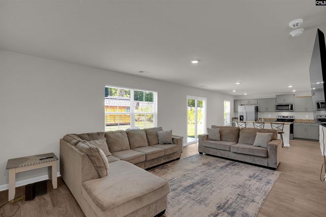 246 Carrington Drive, Lugoff, SC 29078