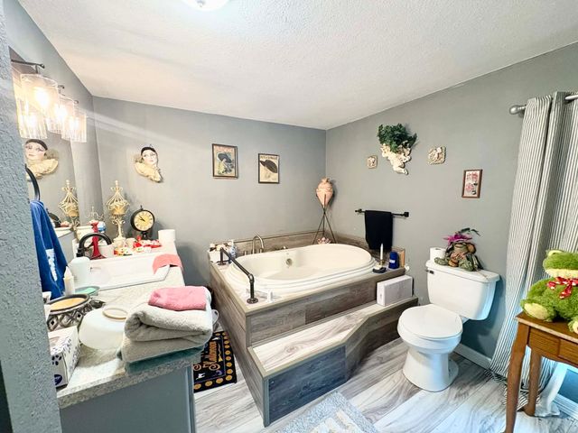 636 County Road 1535, Bonham, TX 75418