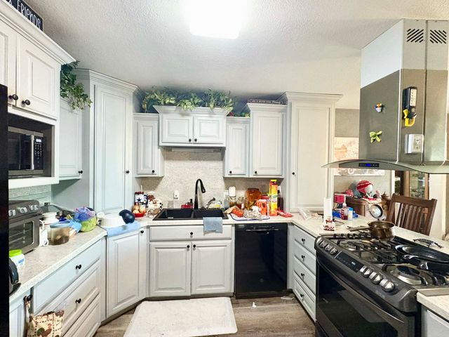 636 County Road 1535, Bonham, TX 75418