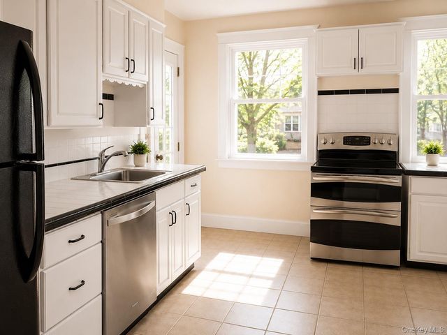 80 N Main Street, Monroe, NY 10950