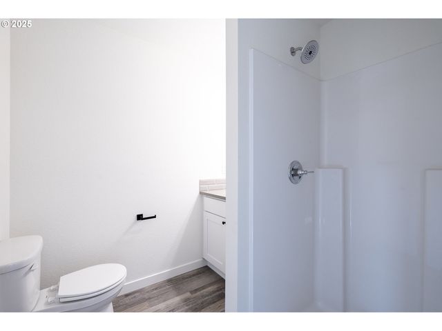 11189 Se STARK St, Portland, OR 97216