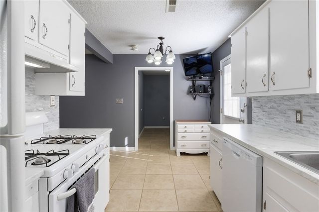 127 Alberta Street, Farmington, AR 72730