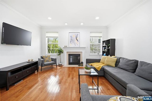 214 Swathmore Drive 2015, Nutley, NJ 07110