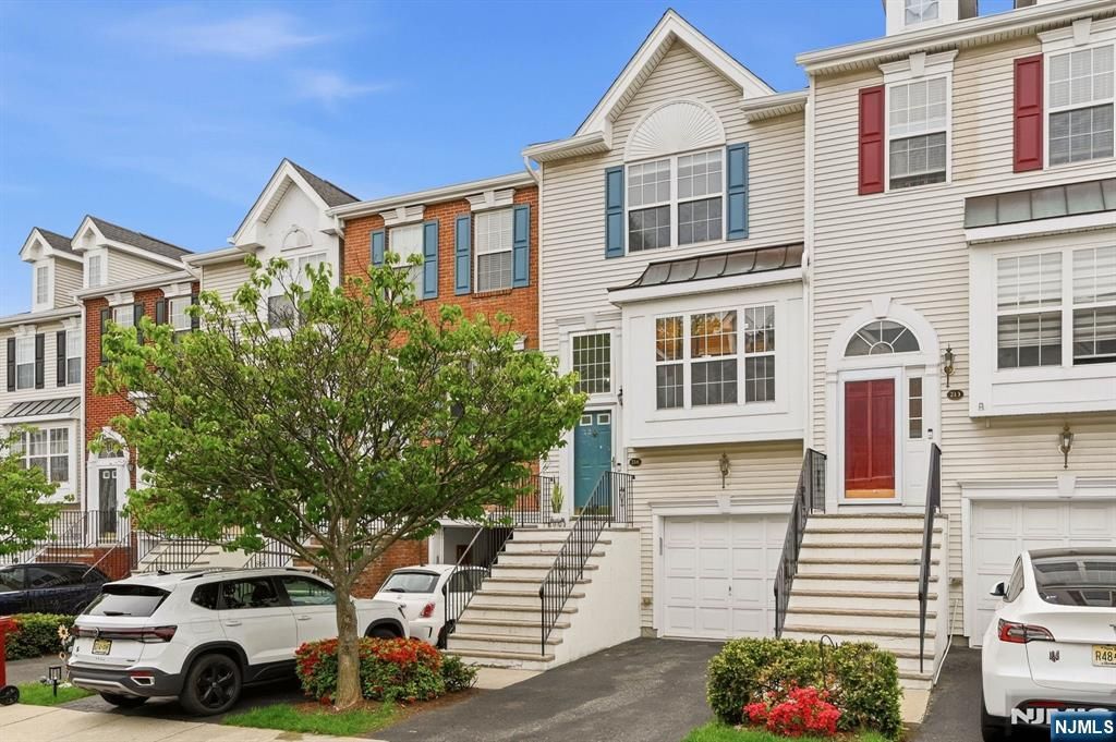 214 Swathmore Drive 2015, Nutley, NJ 07110