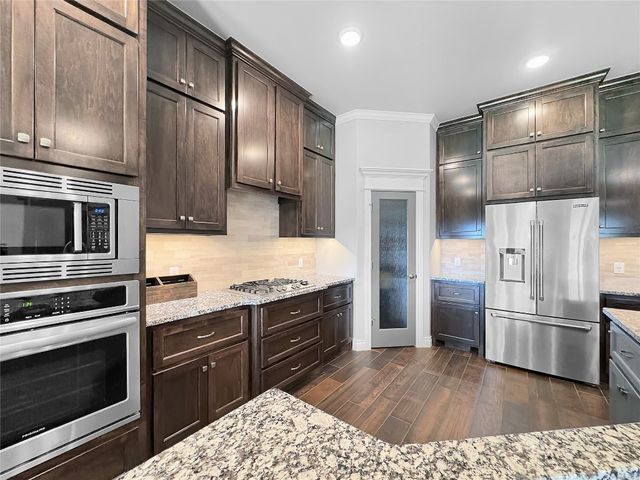 18309 Bridlington Drive, Edmond, OK 73012