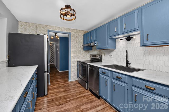 5900 Tillery Drive, Charlotte, NC 28226