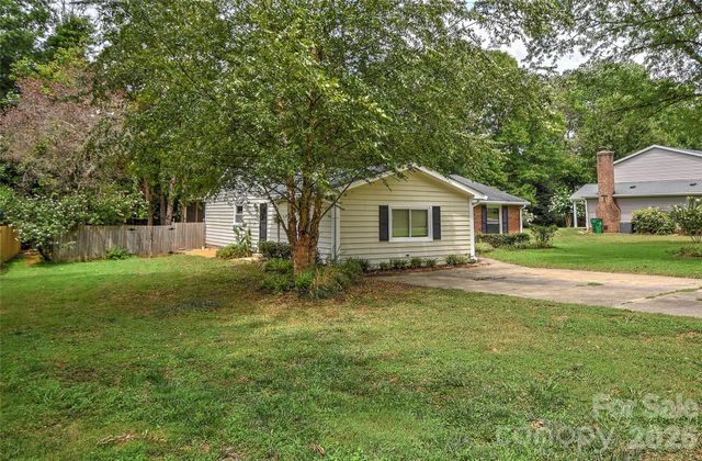 5900 Tillery Drive, Charlotte, NC 28226