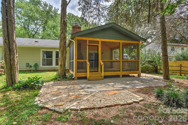 5900 Tillery Drive, Charlotte, NC 28226