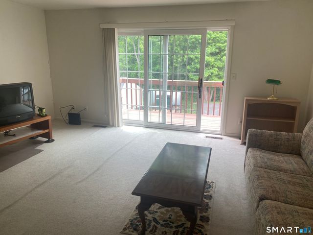 97-99 Park Avenue 72, Danbury, CT 06810