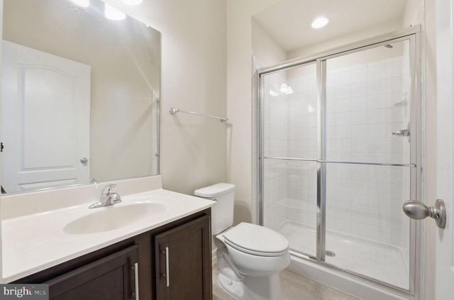 5004 FOREST PINES DR, Upper Marlboro, MD 20772