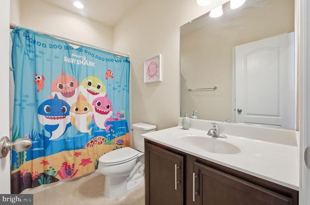 5004 FOREST PINES DR, Upper Marlboro, MD 20772