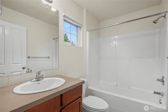 3508 Surrey Drive NE, Olympia, WA 98506