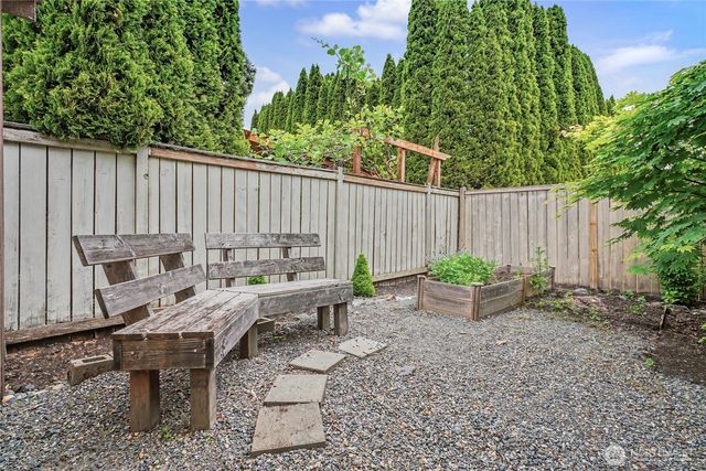 3508 Surrey Drive NE, Olympia, WA 98506