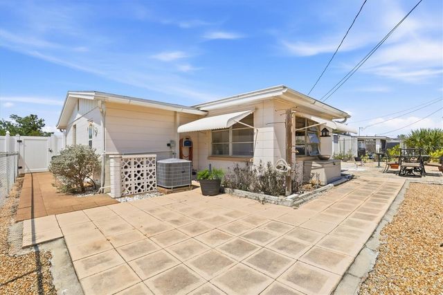 1126 CLAIRBORNE STREET, Holiday, FL 34690