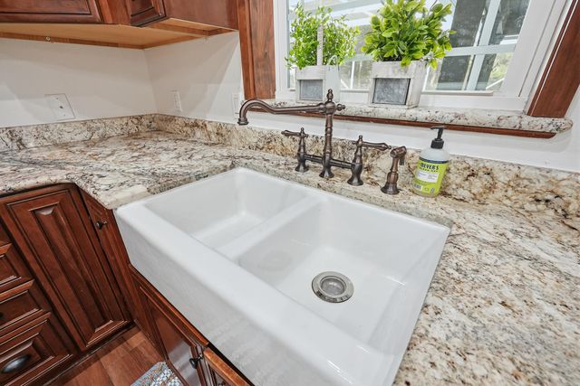 5128 Soundside Drive, Gulf Breeze, FL 32563