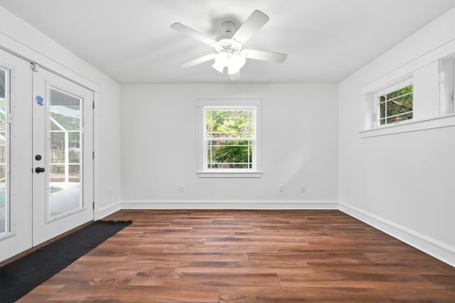 5128 Soundside Drive, Gulf Breeze, FL 32563