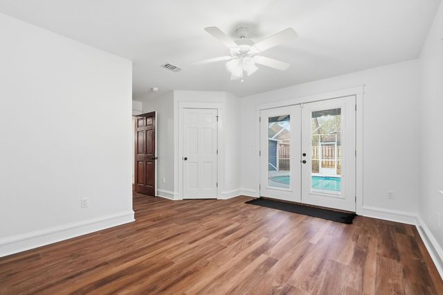 5128 Soundside Drive, Gulf Breeze, FL 32563