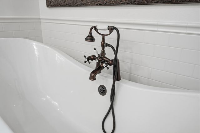 5128 Soundside Drive, Gulf Breeze, FL 32563