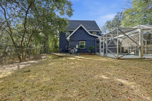 5128 Soundside Drive, Gulf Breeze, FL 32563