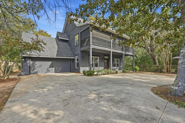 5128 Soundside Drive, Gulf Breeze, FL 32563