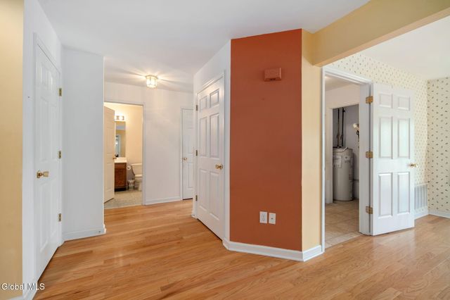 95 Morning Glory Way, Rotterdam, NY 12306