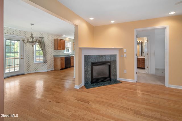 95 Morning Glory Way, Rotterdam, NY 12306