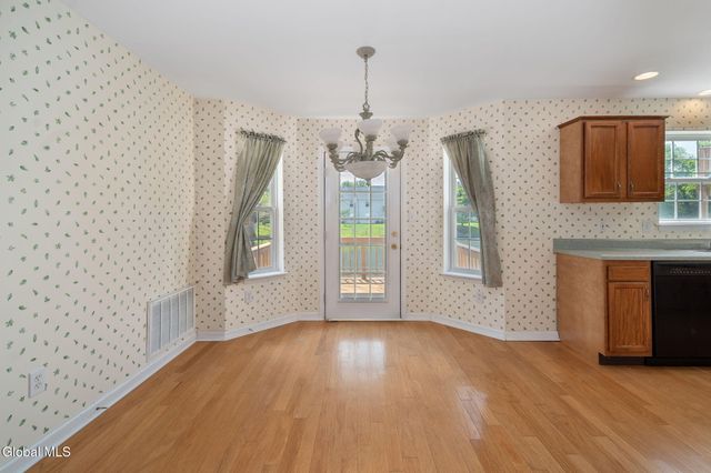 95 Morning Glory Way, Rotterdam, NY 12306