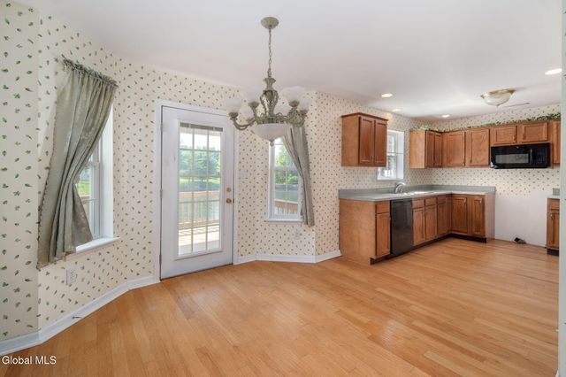 95 Morning Glory Way, Rotterdam, NY 12306