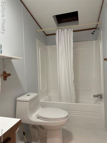 271 Lovell Court, Flushing, MI 48433