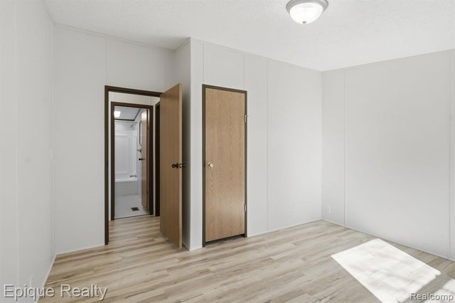 271 Lovell Court, Flushing, MI 48433