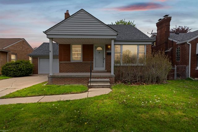27207 Little Mack Avenue, St Clair Shores, MI 48081