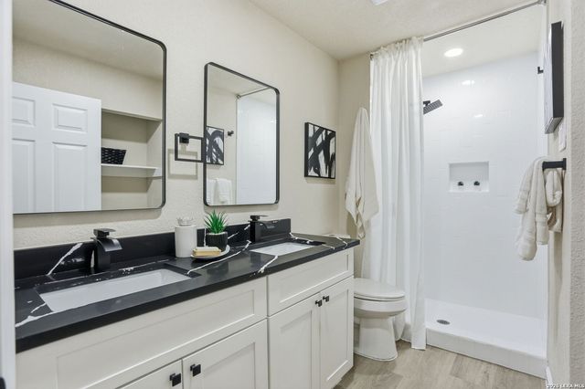 13403 Centerbrook, Universal City, TX 78148