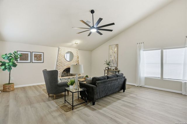 13403 Centerbrook, Universal City, TX 78148